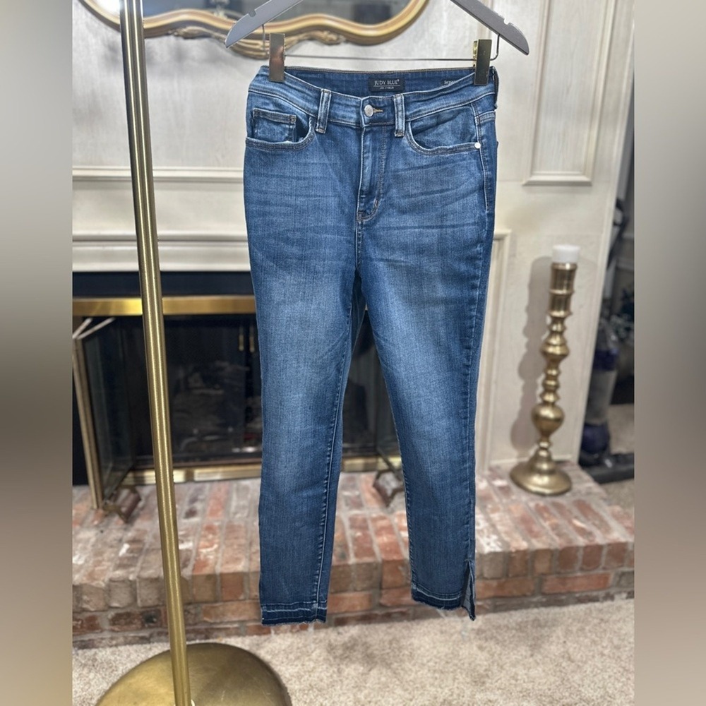 Judy Blue Skinny Jeans 7/28 Blue Mid Rise Raw Hem JB82422MD Indie Sleaze Western